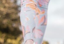 인터벌 워킹의 마법: 3배 더 태우는 ‘강약 조절’의 기술 person wearing black and white nike shoes